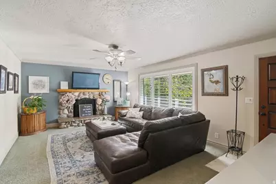 237 S Main St, Providence, UT 84332 - Photo 6