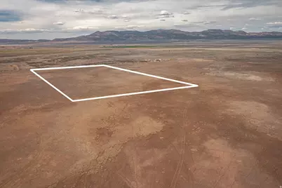 1500 N 800 W #9, Paragonah, UT 84760 - Photo 8