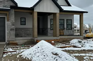 143 S Chamberlain St, Mapleton, UT 84664 - Photo 2