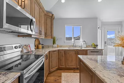 1103 N 340 W, Tooele, UT 84074 - Photo 18