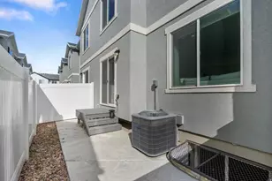 1033 E Reef Dr, Saratoga Springs, UT 84045 - Photo 26