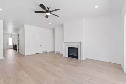 907 Crest Dale Ln S, Santaquin, UT 84655 - Photo 10