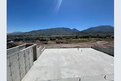 907 Crest Dale Ln S, Santaquin, UT 84655 - Photo 2
