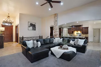 858 E 600 S, Santaquin, UT 84655 - Photo 4