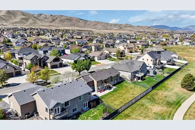 2486 S Aster Way, Saratoga Springs, UT 84045 - Photo 36