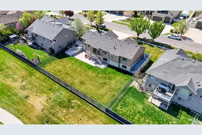 2486 S Aster Way, Saratoga Springs, UT 84045 - Photo 38