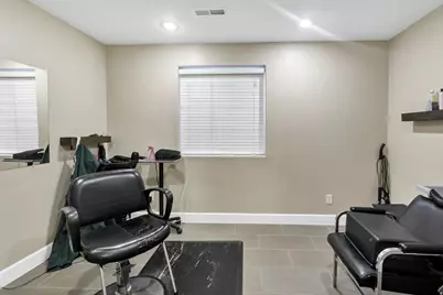 75 E 100 S, Central Valley, UT 84754 - Photo 30