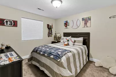 75 E 100 S, Central Valley, UT 84754 - Photo 24