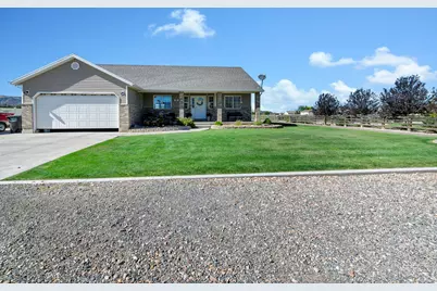 75 E 100 S, Central Valley, UT 84754 - Photo 4