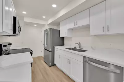 7873 S Chadbourne Dr #B, Cottonwood Heights, UT 84121 - Photo 6