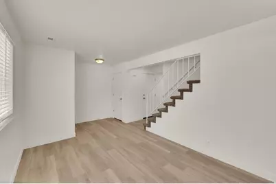 7873 S Chadbourne Dr #B, Cottonwood Heights, UT 84121 - Photo 4