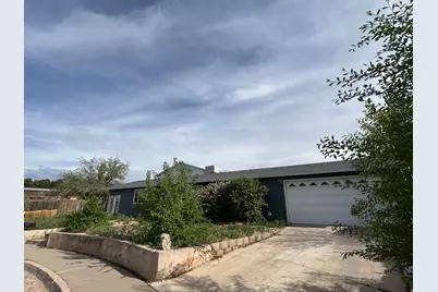 450 Minor Ct, Moab, UT 84532 - Photo 2