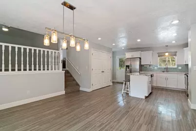 85 S 1170 E, Logan, UT 84321 - Photo 4