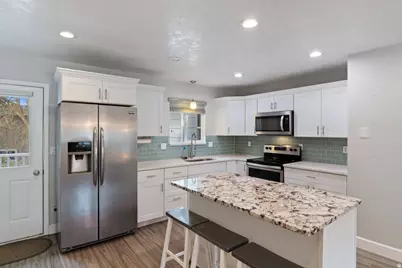 85 S 1170 E, Logan, UT 84321 - Photo 2