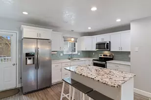 85 S 1170 E, Logan, UT 84321 - Photo 2