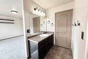 148 N 580 W, Tooele, UT 84074 - Photo 6