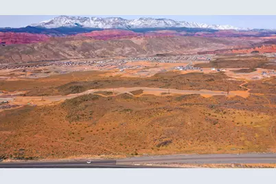 2900 W State St, Hurricane, UT 84737 - Photo 10