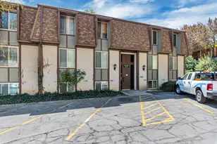 5552 S Willow Ln, Salt Lake City, UT 84107 - Photo 2