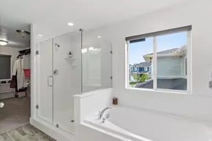 340 E Bella Vida Dr S, North Salt Lake, UT 84054 - Photo 16