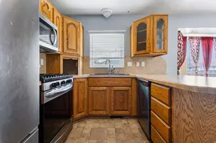 568 W 375 N, Clearfield, UT 84015 - Photo 8