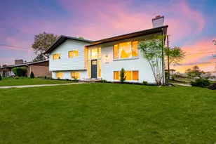 2479 E Cardinal Way S, Salt Lake City, UT 84121 - Photo 2