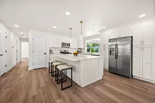 2479 E Cardinal Way S, Salt Lake City, UT 84121 - Photo 8