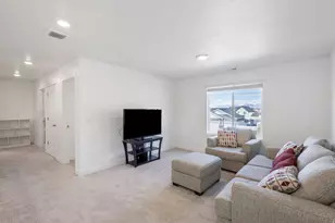 357 W Saddlebrook Dr, Santaquin, UT 84655 - Photo 18