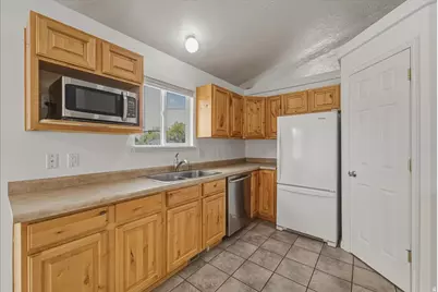 4197 W 4100 S, West Valley, UT 84120 - Photo 10