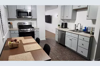 739 W Jackson Ave N, Salt Lake City, UT 84116 - Photo 2