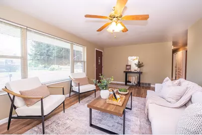 788 W 2400 N, Clinton, UT 84015 - Photo 4