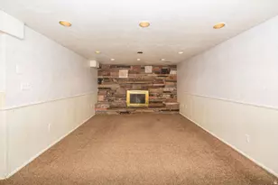 788 W 2400 N, Clinton, UT 84015 - Photo 20