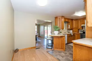 788 W 2400 N, Clinton, UT 84015 - Photo 6