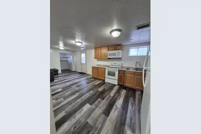 327 N 300 W, Logan, UT 84321 - Photo 8