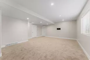 3349 N 350 W, Lehi, UT 84043 - Photo 28