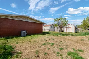 2260 W 3875 S, Roy, UT 84067 - Photo 28