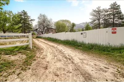 10868 S Ascot Pkwy E, Sandy, UT 84092 - Photo 54