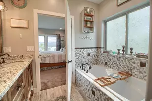 10868 S Ascot Pkwy E, Sandy, UT 84092 - Photo 24