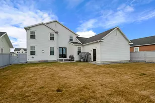 238 W Founders Blvd, Saratoga Springs, UT 84045 - Photo 36