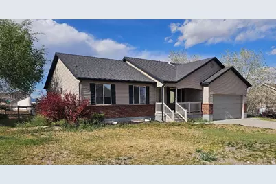 94 W 4130 S, Vernal, UT 84078 - Photo 2