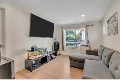 1800 S Yuma St, Salt Lake City, UT 84108 - Photo 30