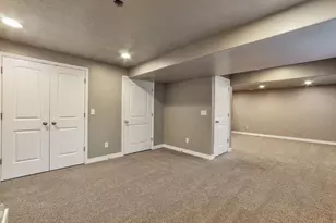 12346 S Black Canyon Rd W, Riverton, UT 84096 - Photo 20