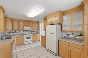 9882 S 610 E, Sandy, UT 84070 - Photo 4