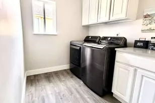1909 E Longbranch Dr, Draper, UT 84020 - Photo 18