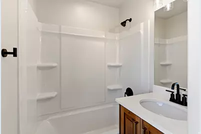 3143 N 1675 E, Layton, UT 84040 - Photo 16