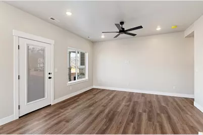 3143 N 1675 E, Layton, UT 84040 - Photo 12