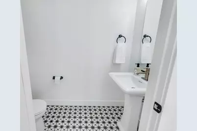 6386 W Arranmore Dr, South Jordan, UT 84009 - Photo 30