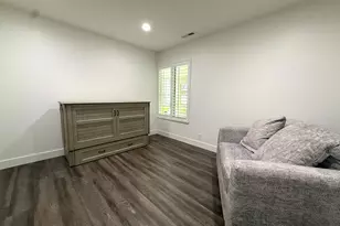 5389 S Waterbury Dr E, Murray, UT 84121 - Photo 10