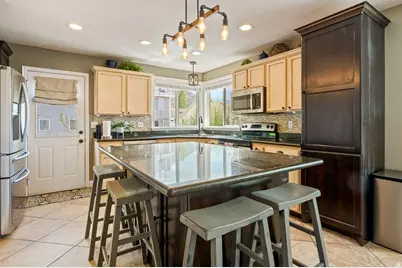 548 N 990 E, Pleasant Grove, UT 84062 - Photo 2