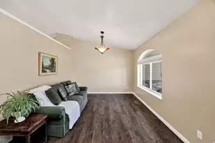 397 S 675 E, Hyrum, UT 84319 - Photo 8