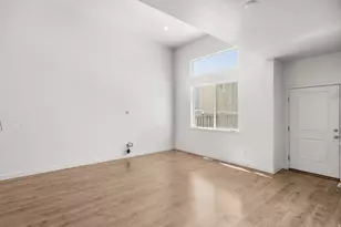 7109 N Mountain Field Dr, Eagle Mountain, UT 84005 - Photo 4